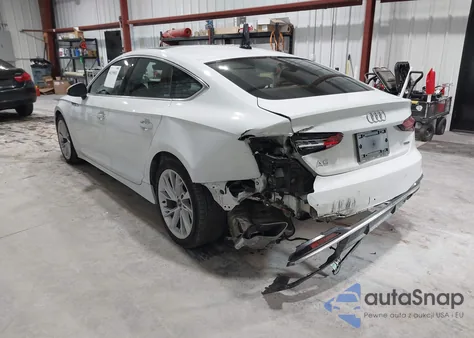 2022 Audi A5 Sportback Premium 40 Tfsi Quattro S Tronic z USA, uszkodzony, nr VIN WAUABCF50NA003644